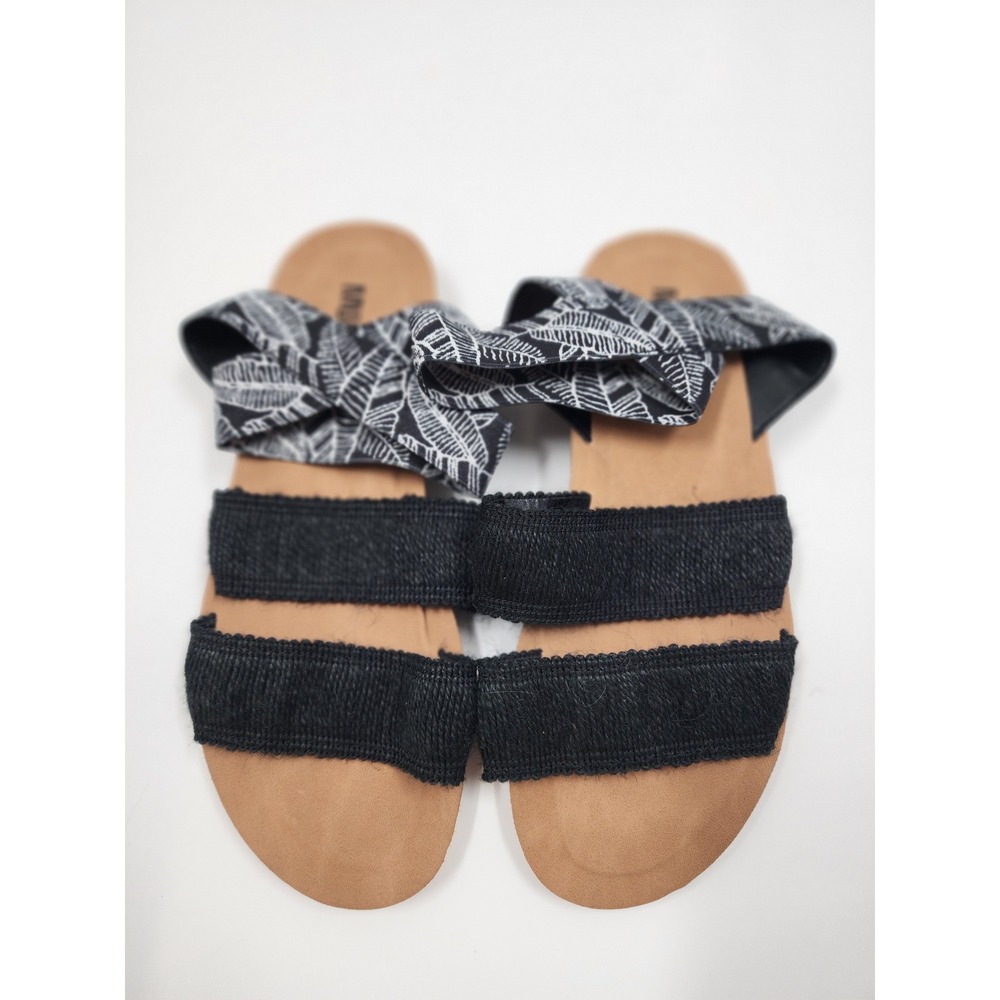 Muk Luks Womens Black White Leaf Print Elastic Strap Flat Sandals Size 8 - Picture 2 of 6